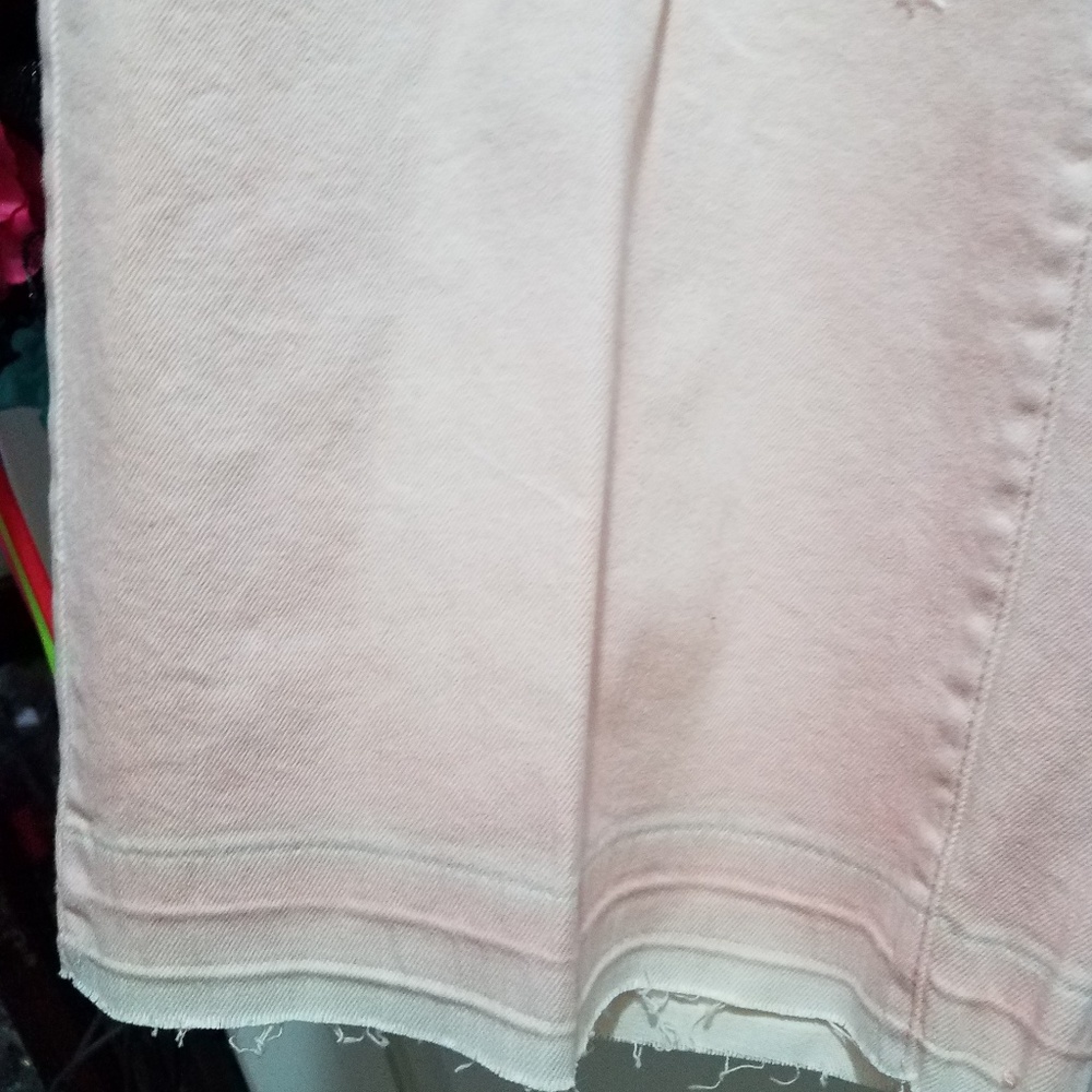 Capris - Picture 4 of 5